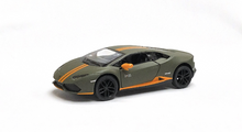 Load image into Gallery viewer, Matte Green Lamborghini Huracan LP 610-4 Model car
