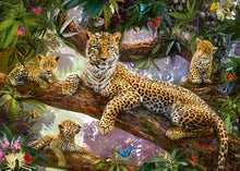 Load image into Gallery viewer, Ravensburger Puzzle - Leopard Family Puzzle 1000 pieces
